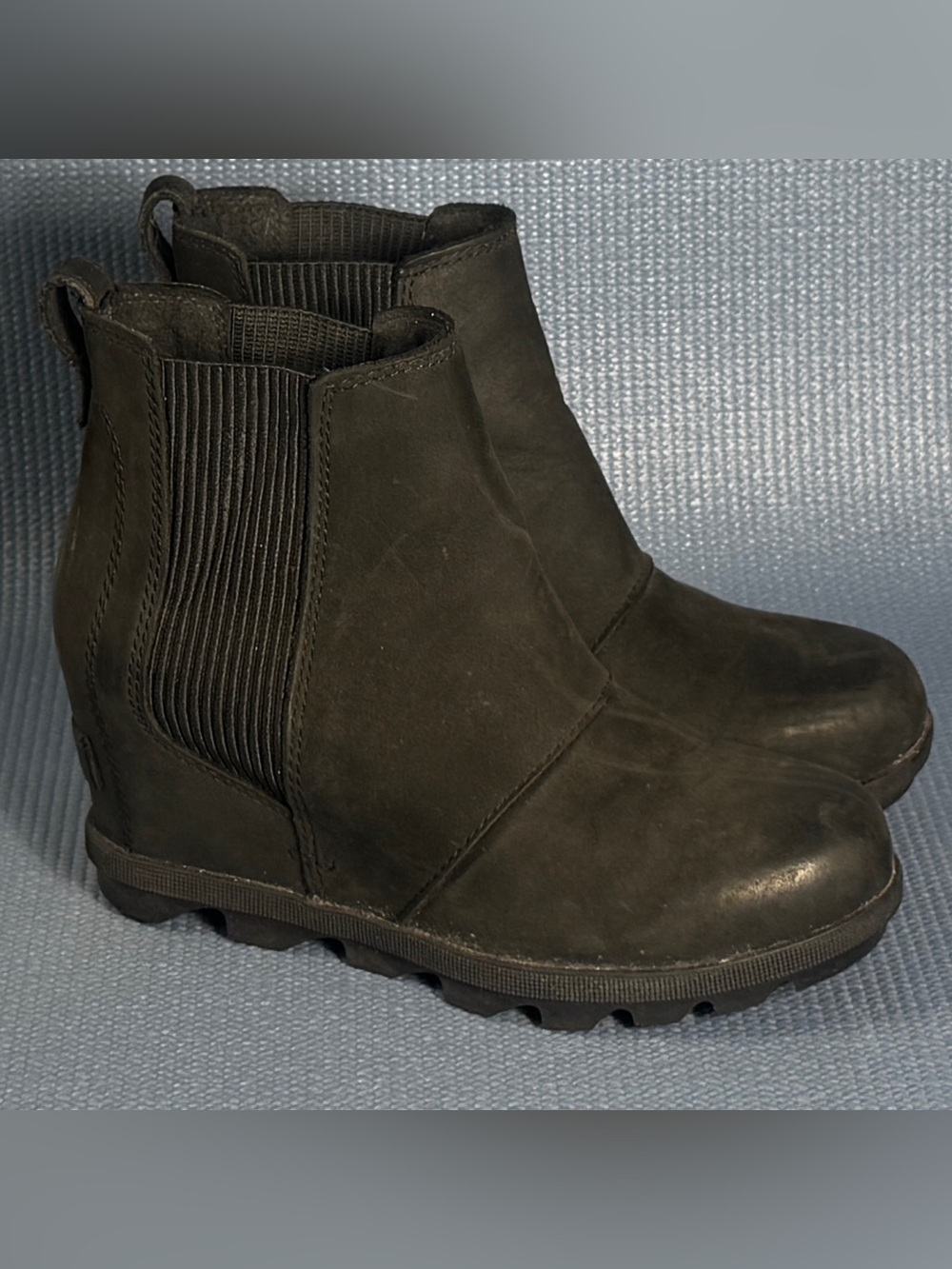 Sorel Joan of Arctic Wedge II Chelsea Boots Women’s Size 5.5